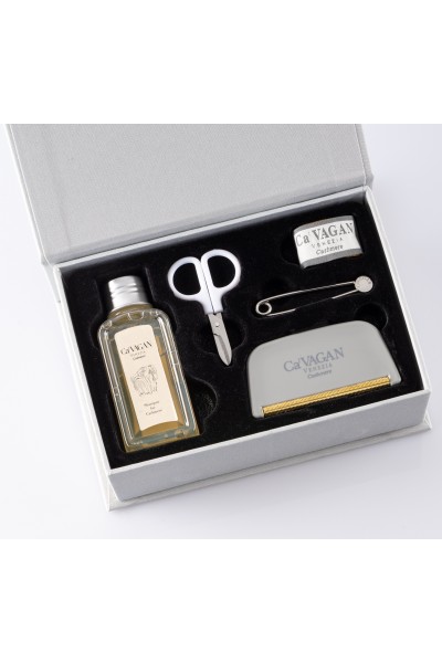 Cashmere Care Kit